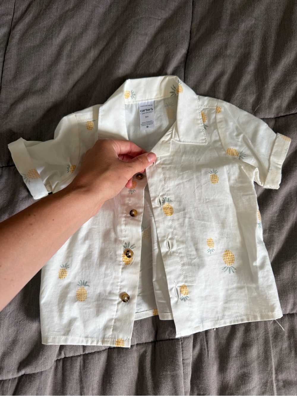 CARTERS BUTTON UP - Picture 9 of 9
